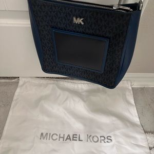 MK navy and black crossbody - very good condition.